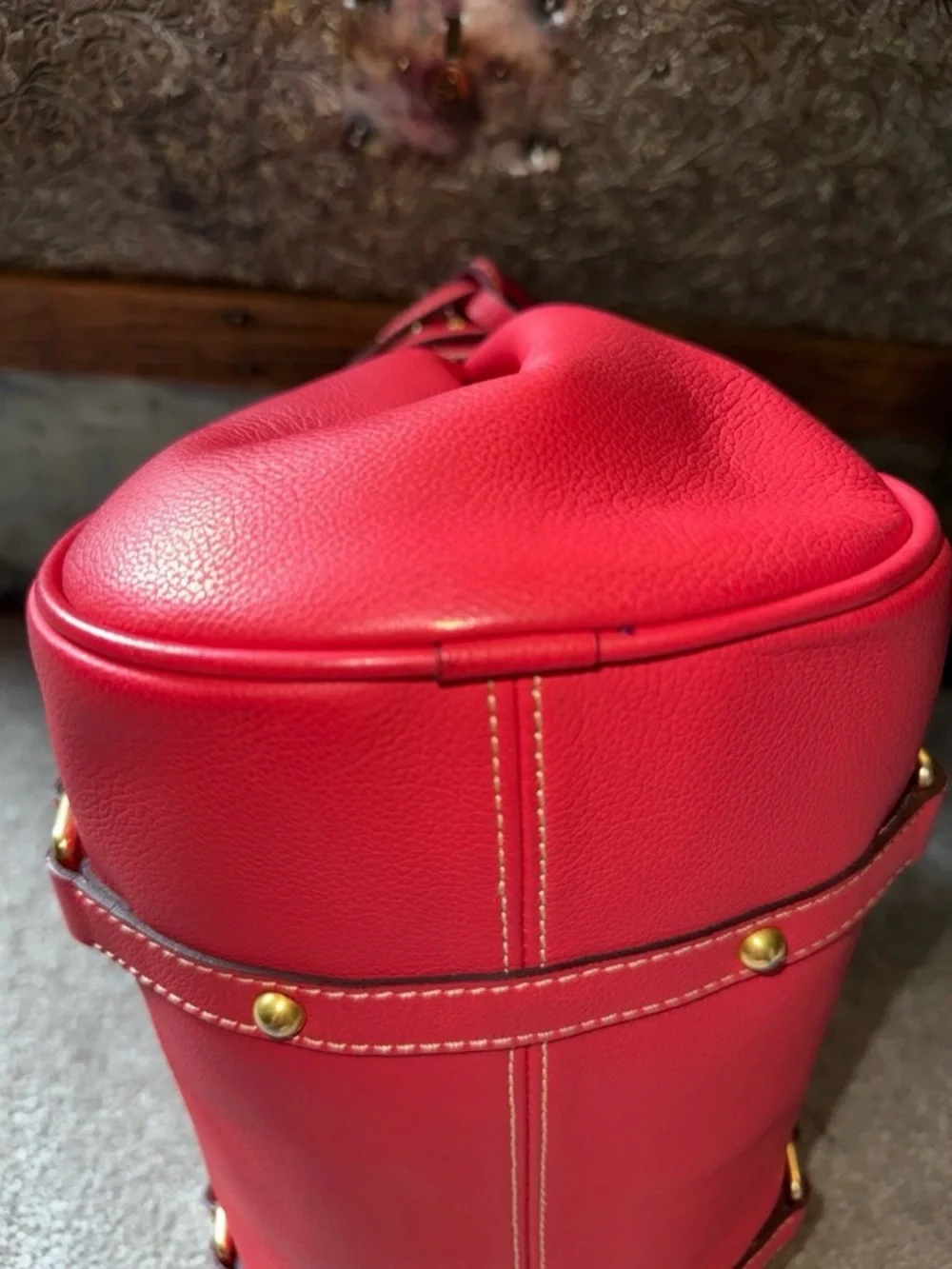 Dooney & Bourke small satchel with strap in Strawberry - Picture 7 of 12